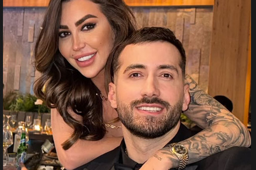 Jozi feston 30-vjetorin, e dashura i bën urimin e ëmbël