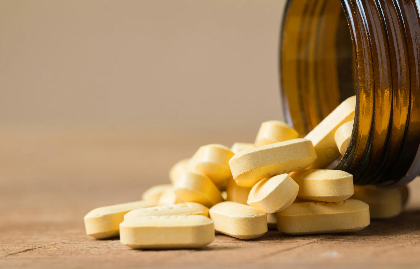 Vitamina e zakonshme që mund të ndihmojë kundër kancerit agresiv të trurit