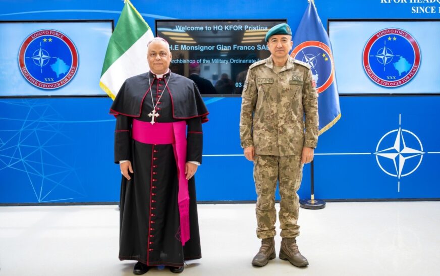 Komandanti i KFOR-it pret në takim kryepeshkopin italian, theksohet roli i dialogut fetar për paqen