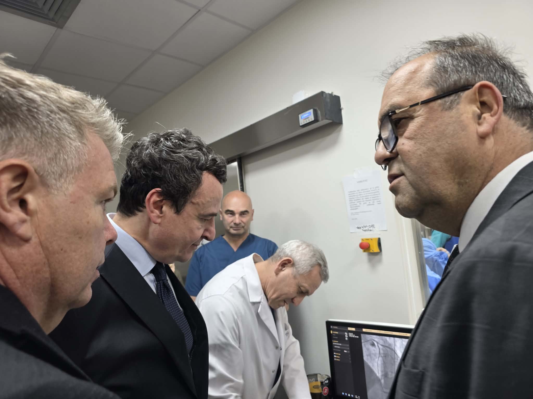 Përmirësohen shërbimet për pacientët me zemër në QKUK, Kurti, Vitia në përurimin e Kardiologjisë!