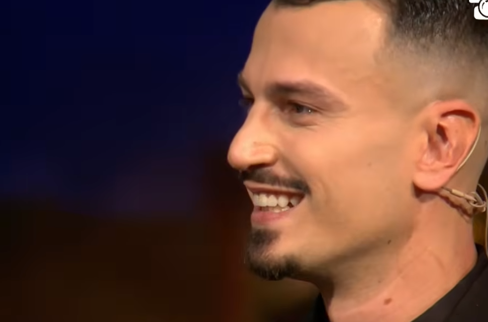 Mateos i ndodh papritura në mbrëmjen e finales