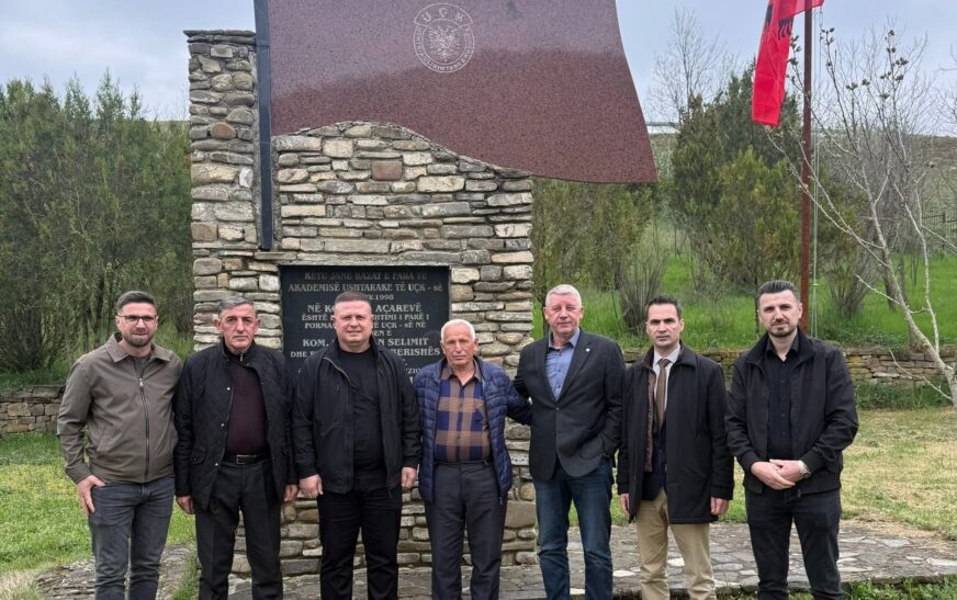 Shënohet 28 vjetori i themelimit të Akademisë së Parë Ushtarake të UÇK’së