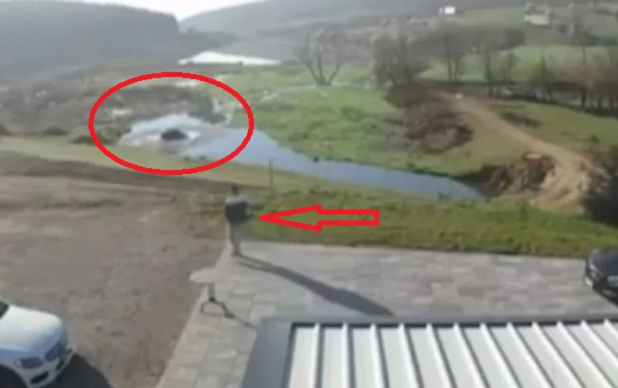 Qytetari hero shpëton gruan që ra me veturë në liqenin e Livoçit (Video)