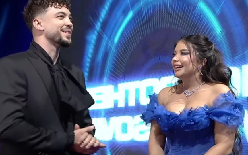 A janë në lidhje Alba dhe Toney?