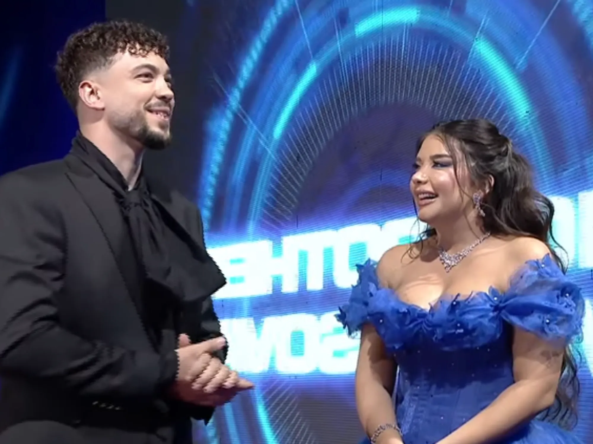 A janë në lidhje Alba dhe Toney?