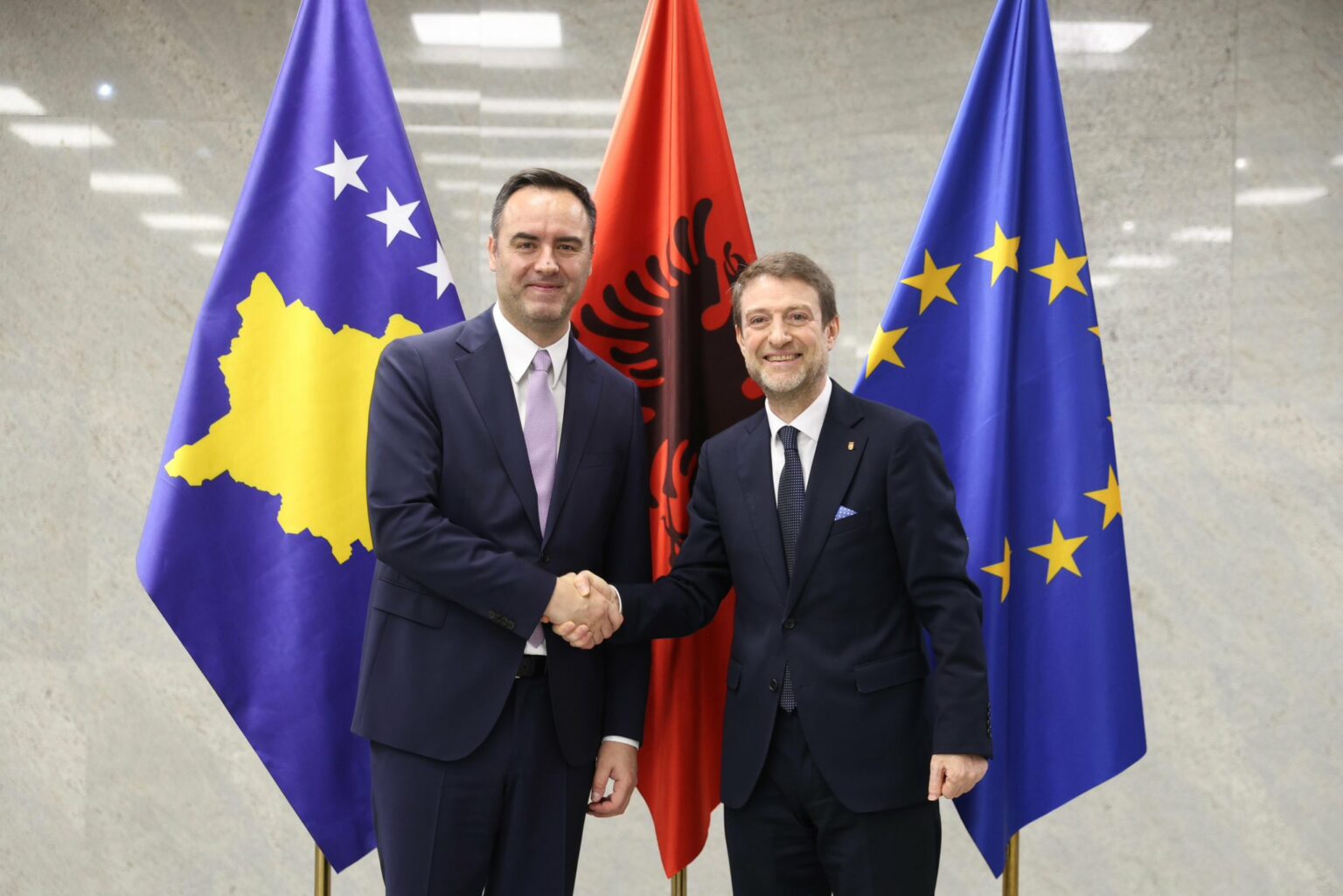 Integrimi euro-atlantik i Kosovës diskutohet në Samitin e Diasporës