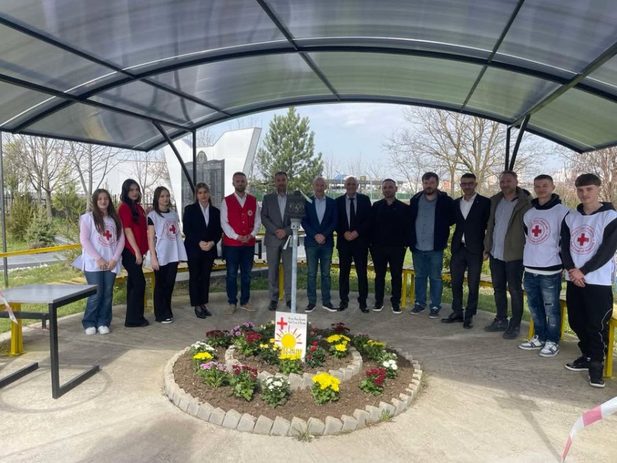 Kryqi i Kuq përmirëson kushtet për nxënësit në Drenas