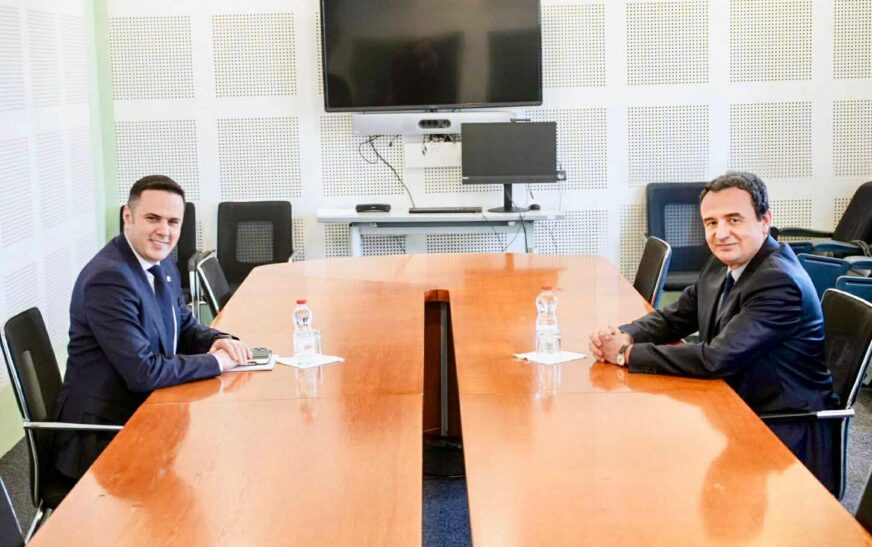 Çështja e presidentit, të hënën takohen Kurti me Abdixhikun