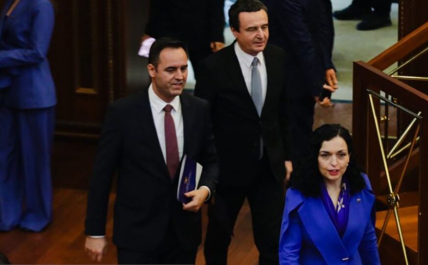 Shpërthejnë komentet te Nagavci, votuesit e VV-së e kërkojnë Osmanin presidente: Refuzimi i saj gabim!