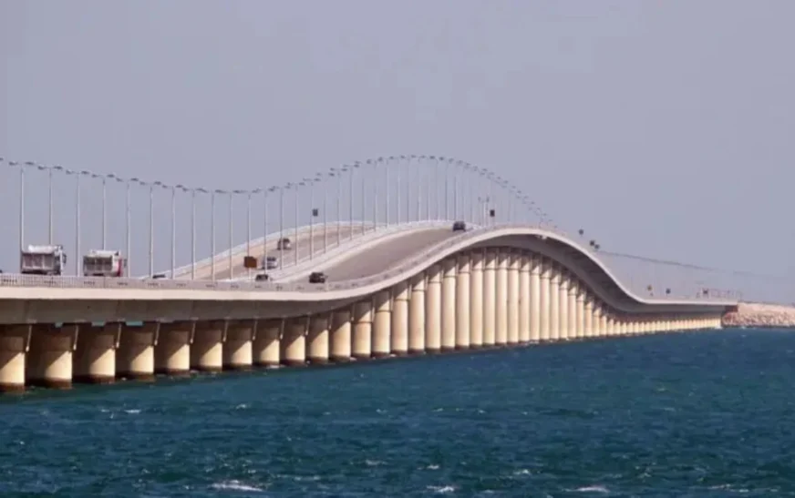 Rihapet ura që e lidh Arabinë Saudite me Bahreinin
