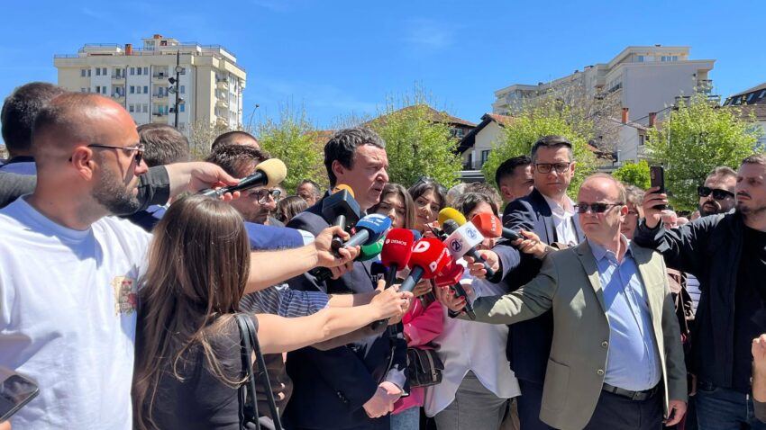 Kurti shmang pyetjet për takimet me LDK dhe PDK për presidentin