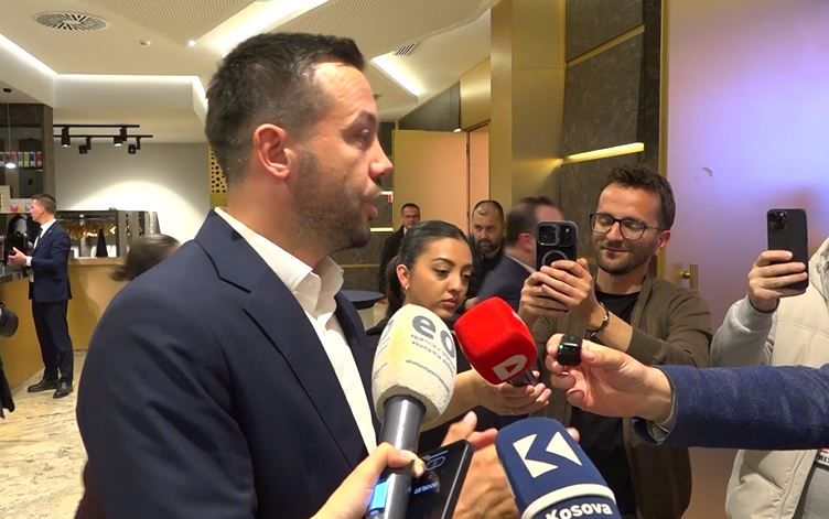 Tahiri i përgjigjet Kurtit: Proceset serioze s’kryhen me WhatsApp, s’dërgoi letër zyrtare