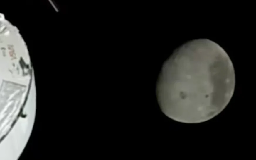 Artemis II përfundon udhëtimin rekord rreth Hënës – dhe tani po kthehen në Tokë