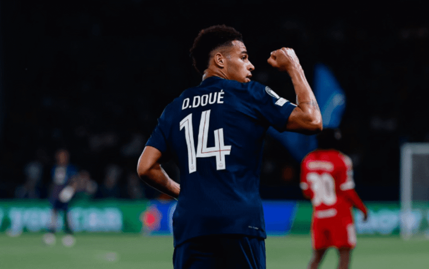 Goli i Desire Doue e dërgon PSG-në në pushim me epërsi
