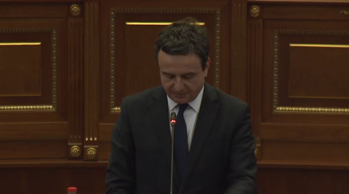 Ndryshimi i gjinisë, Kurti i përgjigjet Rrahmanit: Këto çështje nuk i takojnë familjes