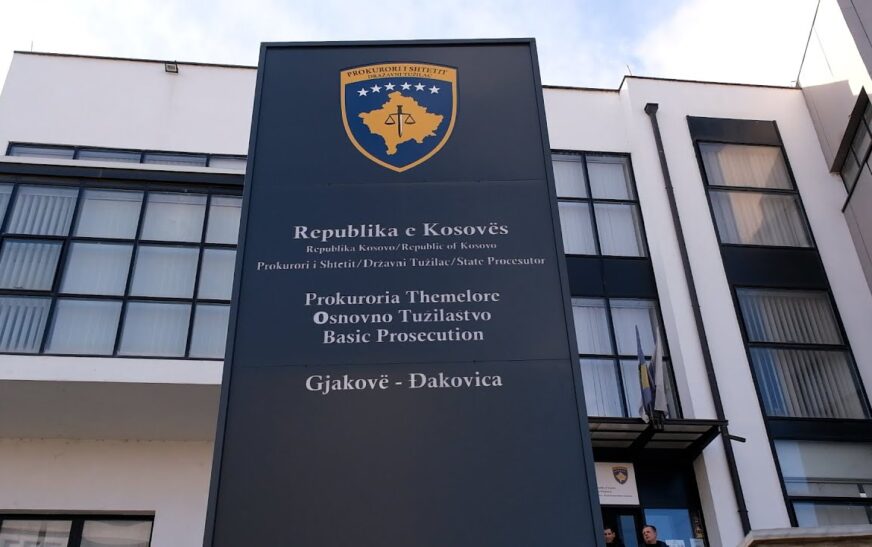 Prokuroria në Gjakovë do të kërkojë paraburgim ndaj 50-vjeçarit që dyshohet se sulmoi seksualisht vajzën e tij
