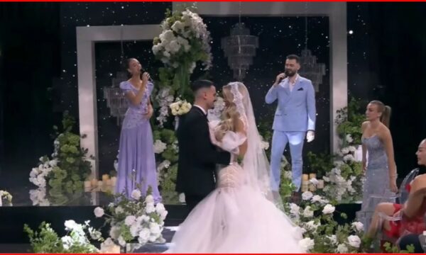 “Ju shpall zyrtarisht burrë e grua” – Mateo dhe Brikena shkëmbejnë unazat