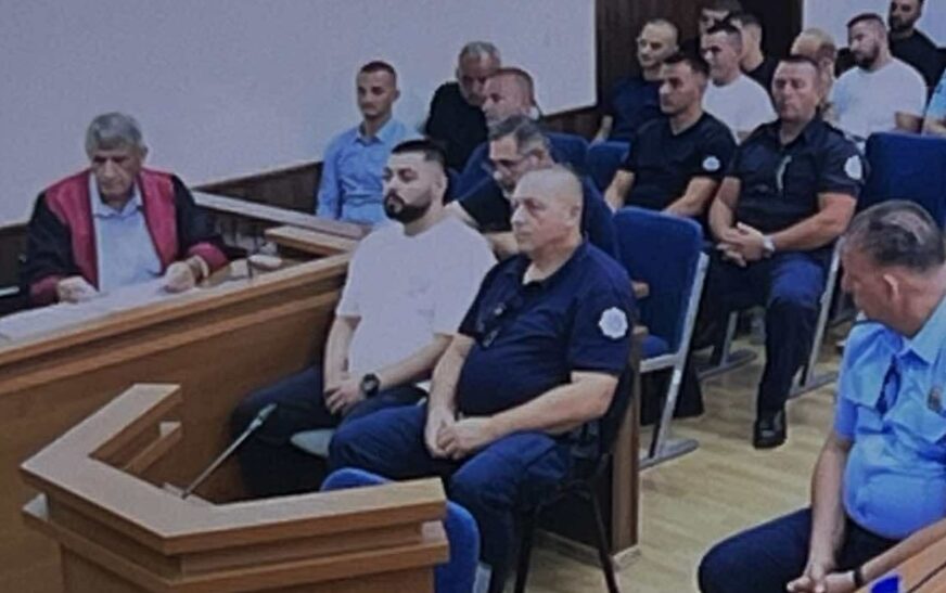 Vrasja e Auron Thaqit, të akuzuarit sot para gjykatës