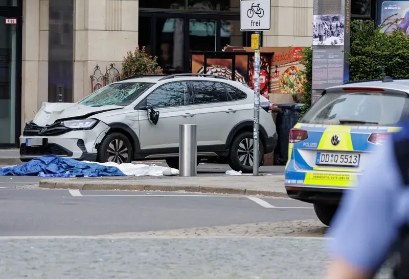 “Shoferi vuante nga sëmundje mendore”, detaje nga tragjedia me dy të vdekur në Leipzig