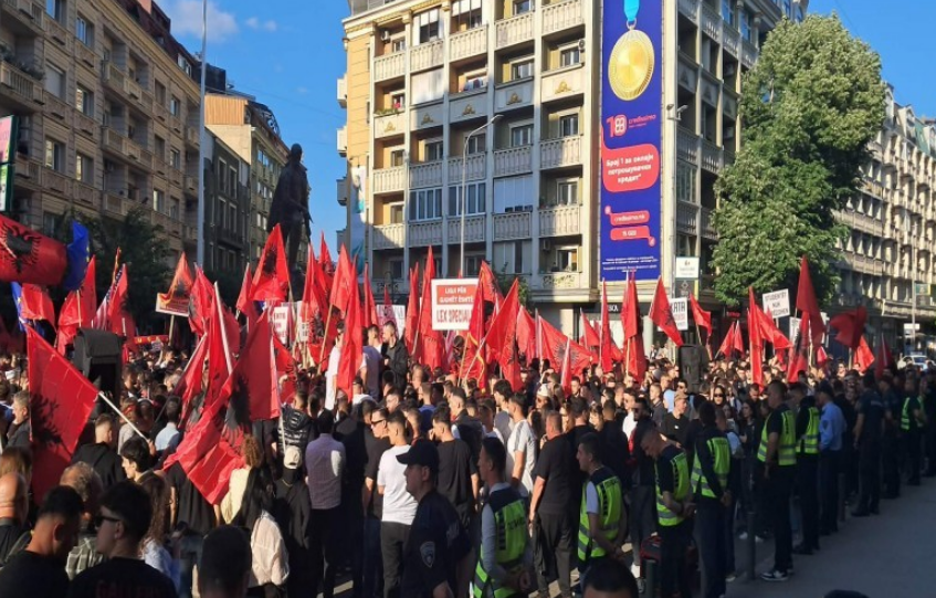 Përfundon protesta e studentëve shqiptarë në Shkup