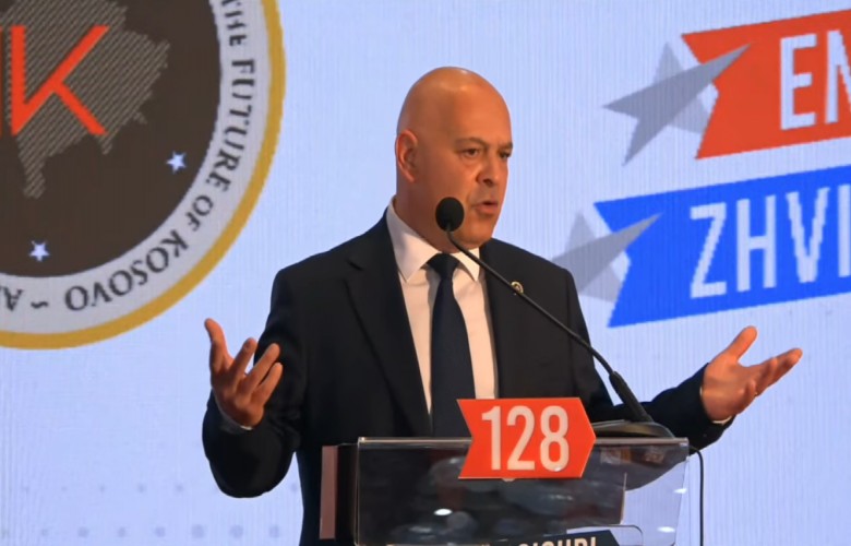Arian Gjini zgjidhet kryetar i ri i AAK-së