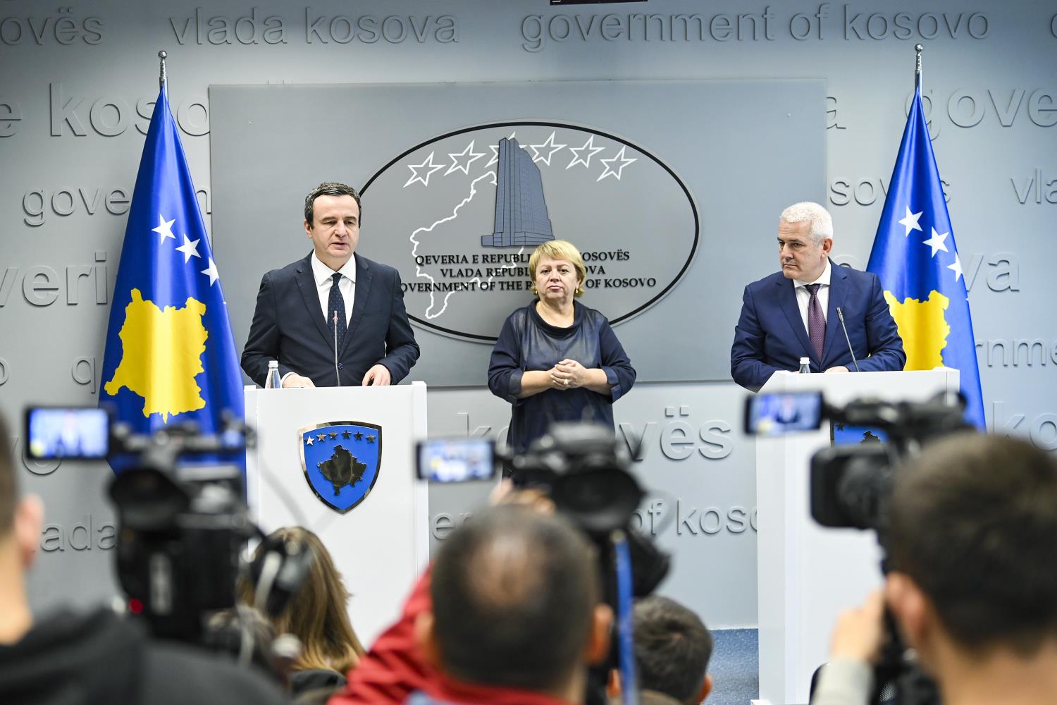 Kurti e Sveçla nesër në konferencë për media, ZKM s’e zbulon arsyen