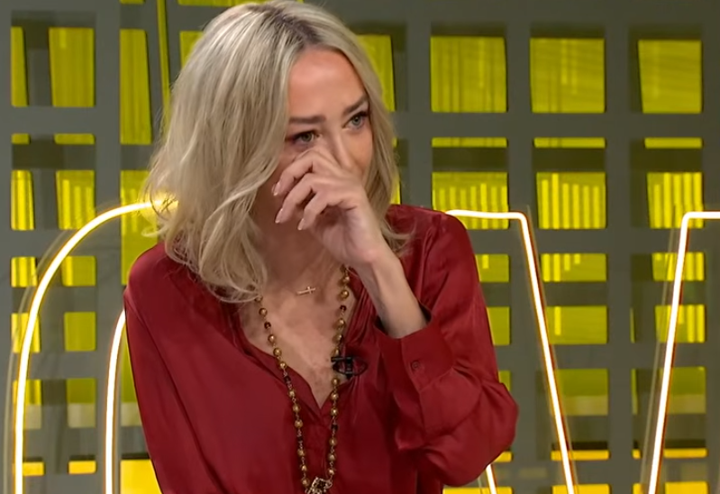 Anita shpërthen në lot duke folur për djalin e Hashim Thaçit dhe personat që e shanë familjen Haradinaj
