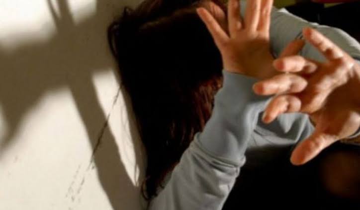 Burrat nuk i kursejnë gratë as në ditën e Bajramit, tetë nga to viktima të dhunës