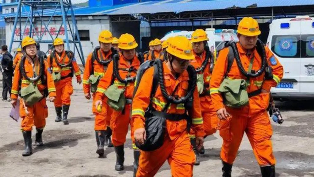 90 të vdekur pas shpërthimit në një minierë qymyri në Kinë