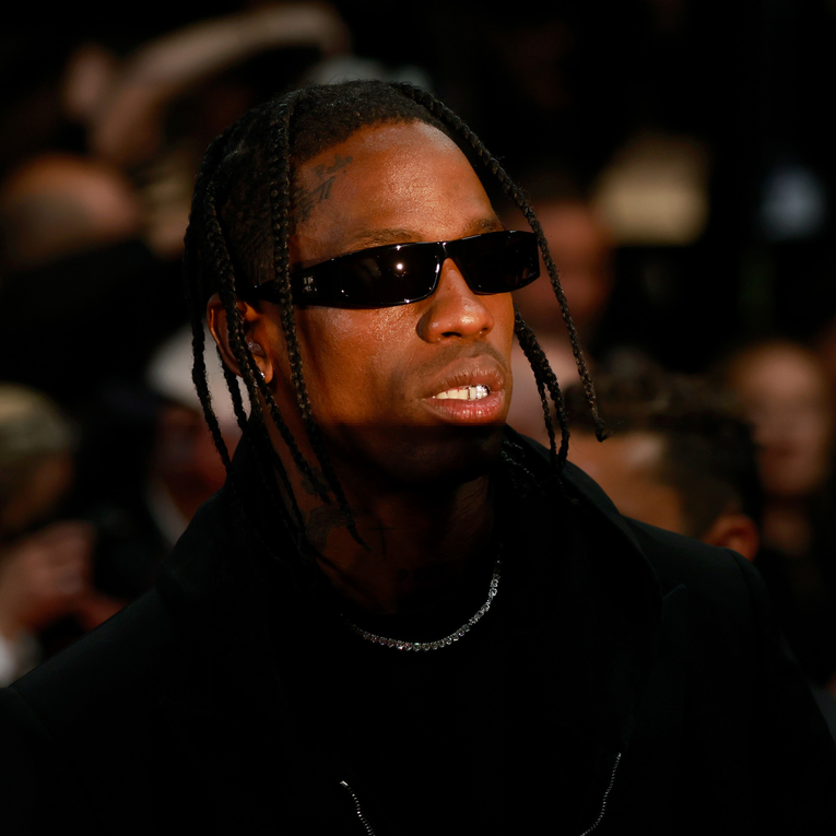 Italia anulon koncertet e Kanye West dhe Travis Scott