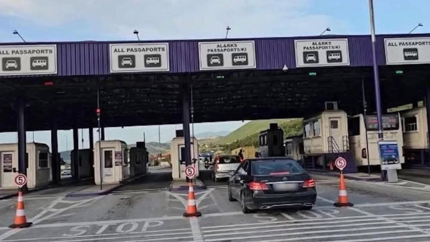 Reshjet e shiut s’i “frenojnë” kosovarët në lëvizjet drejt Shqipërisë – fluks i madh në Morinë