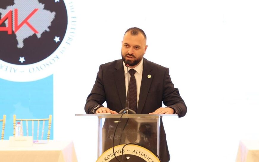 Nesër varroset Rifat Stojkaj, sekretari i AAK-së në Deçan