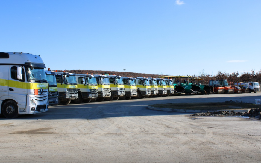 Lajm i mirë për Malishevën, nënshkruhet kontrata për rrugën Kijevë-Malishevë