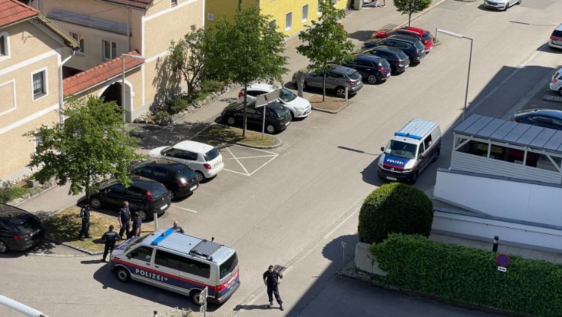 Rast i rëndë në Linz të Austrisë, dyshohet se burri vrau gruan dhe vajzën e tij e më pas veten