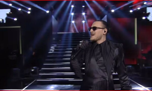 Shqipëria sonte në Eurovision: Alis ngjitet në skenë me mesazh emocional për publikun