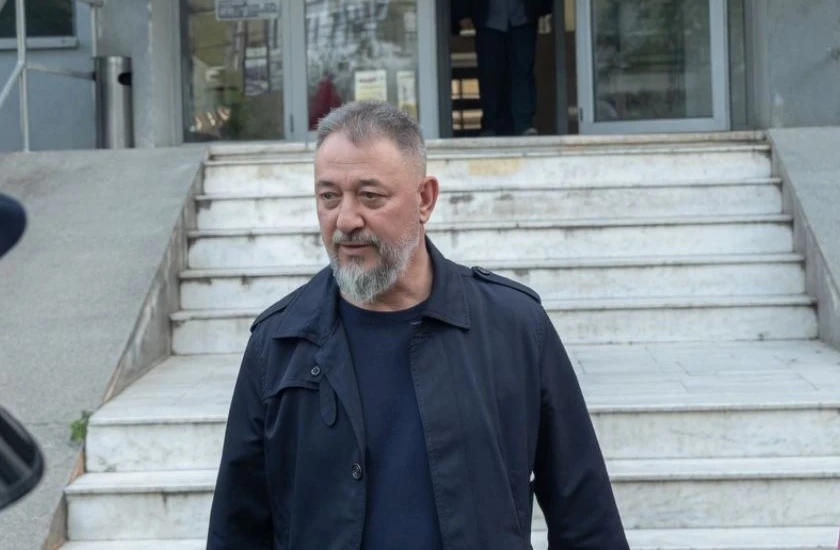 Sami Lushtaku padit Albin Kurtin