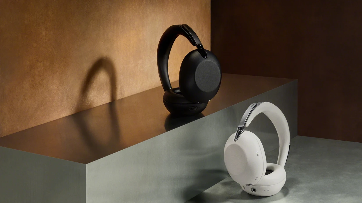 Sony prezanton kufjet e reja 1000X The Collexion