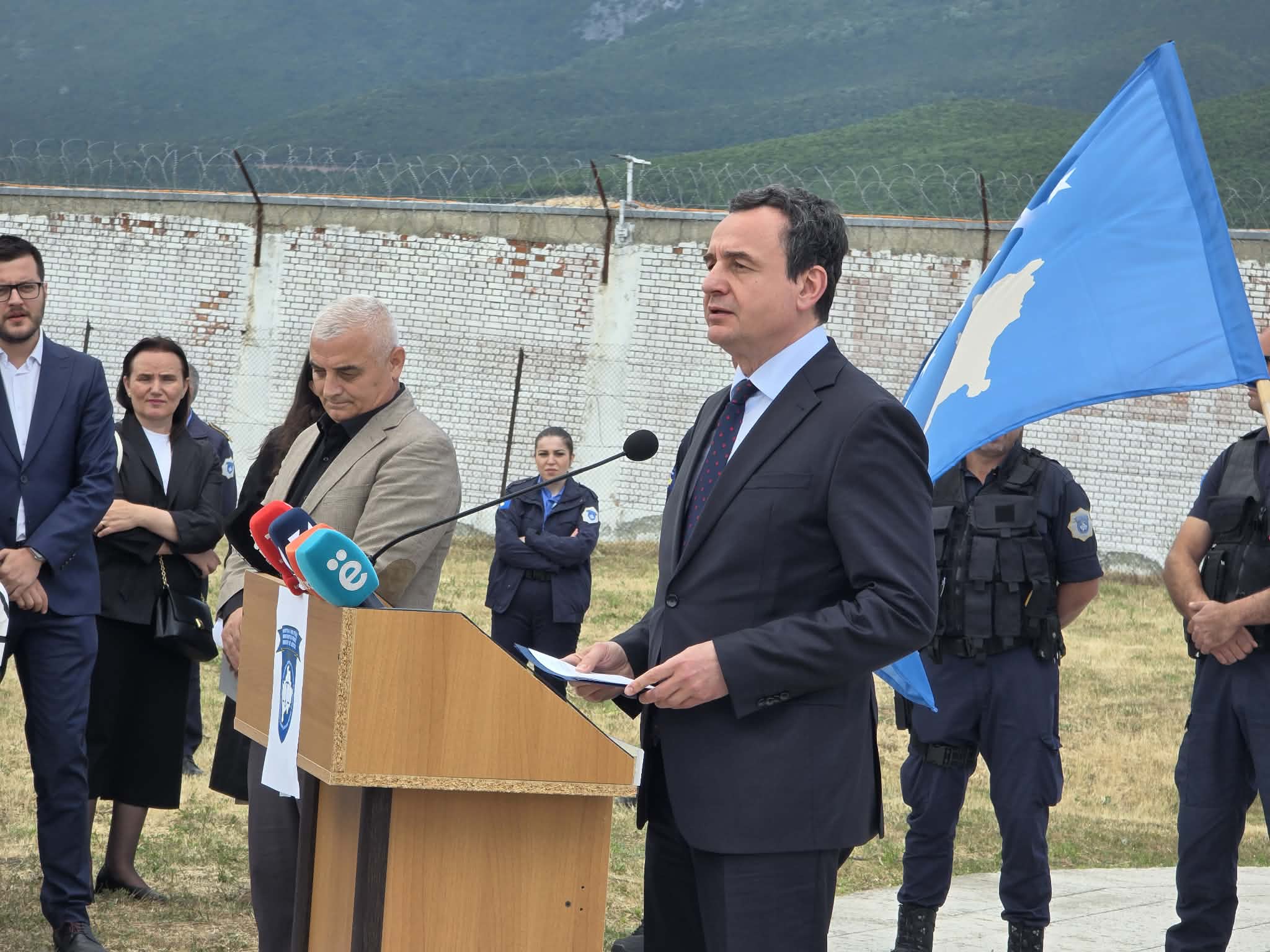 Kurti: Kosova ka obligim të ruajë kujtesën për Dubravën
