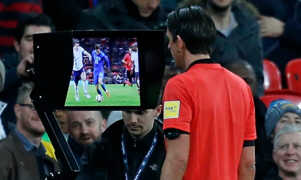 Zyrtare: VAR me kompetenca të reja në Kupën e Botës