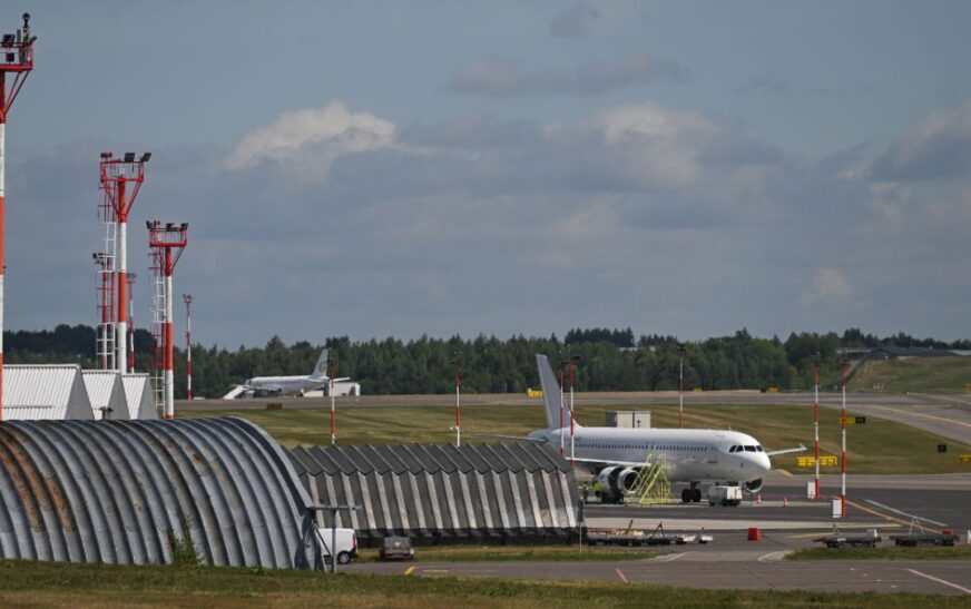 Lituania mbyll aeroportin, lëshon paralajmërim për ‘rrezik ajror’