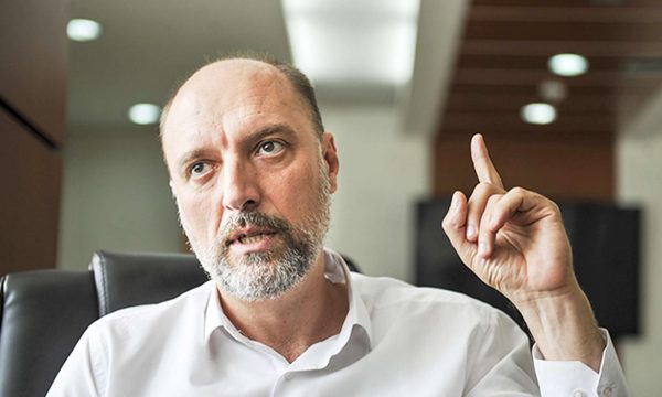 Ymeri: Kur qytetarët nuk shohin të ardhme, 100 euro duken zgjidhja më e mirë për momentin