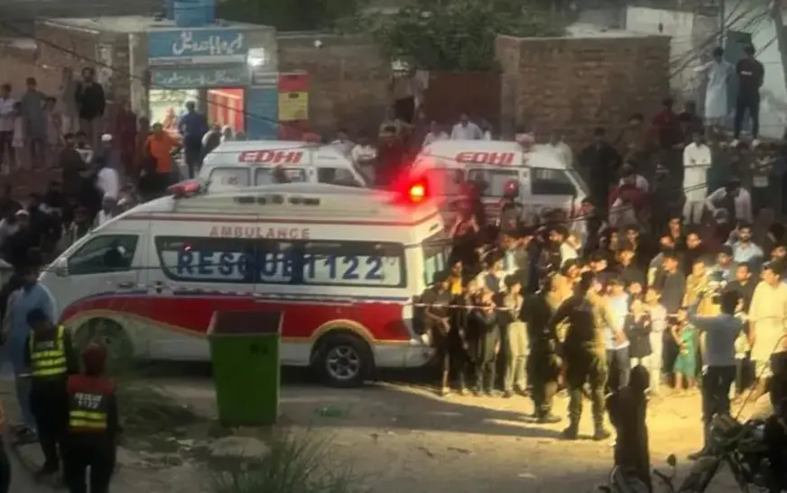 Tragjedi në Pakistan: Shembet çatia e një qendre mësimore, vdesin 14 fëmijë