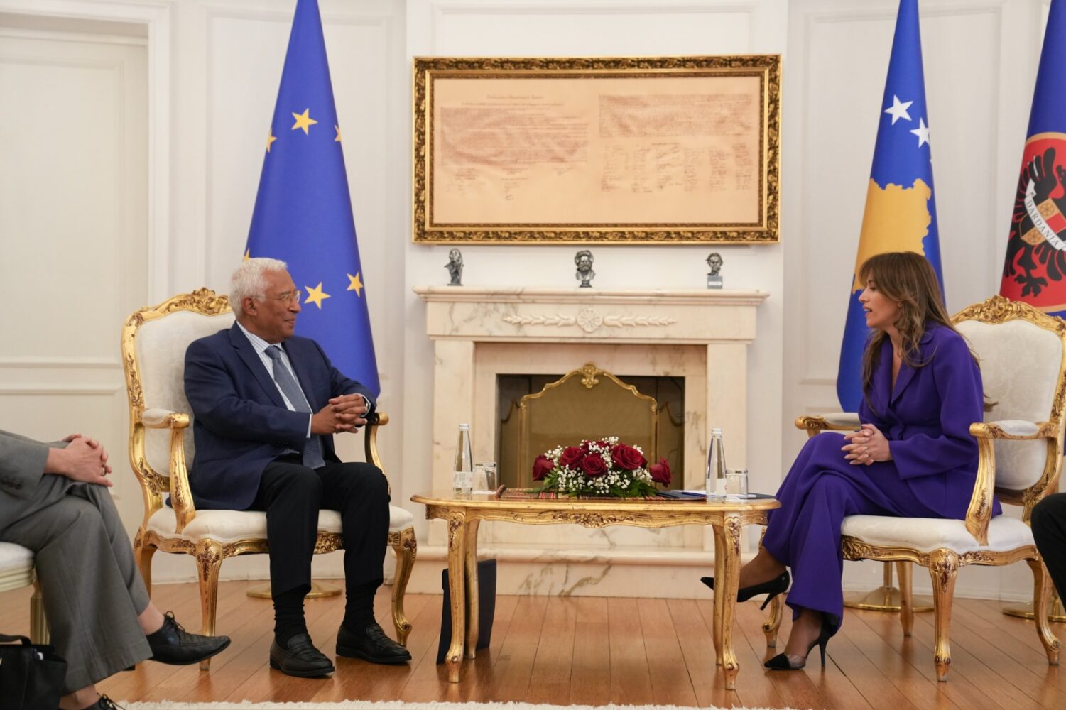 Rruga evropiane e Kosovës, temë diskutimi mes Haxhiut e Costas