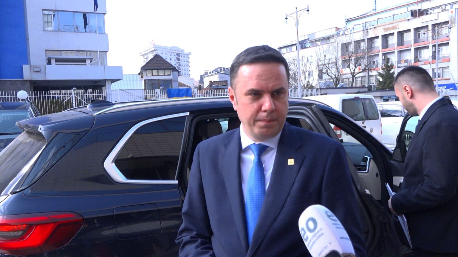 Abdixhiku zbulon detaje nga takimi me Costën: Konfirmuam tri qëndrimet tona elektorale