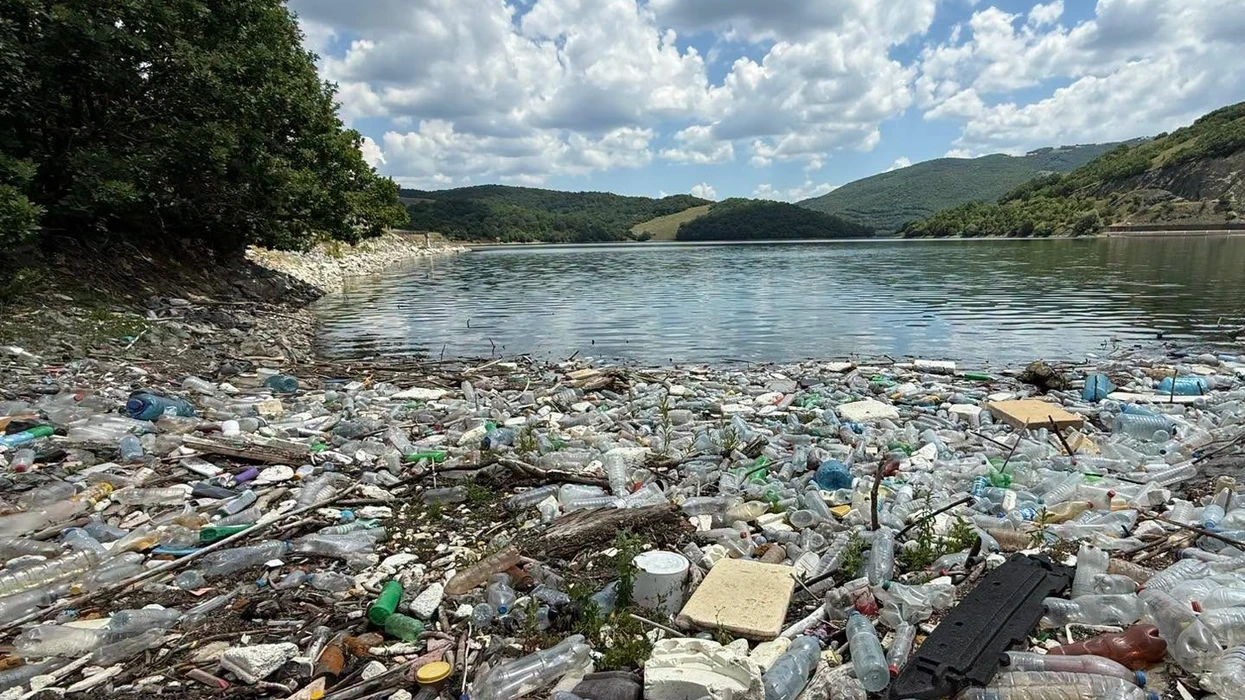 Pamje shqetësuese nga Badovci, ndotja kërcënon një nga burimet kryesore të ujit në Kosovë