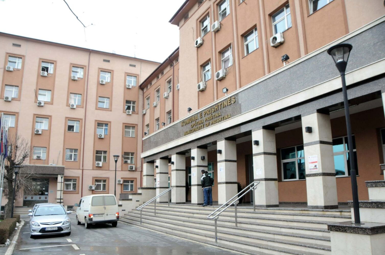 Komuna e Prishtinës kërkon masa urgjente për përshpejtimin e trajtimit të lëndëve pronësore