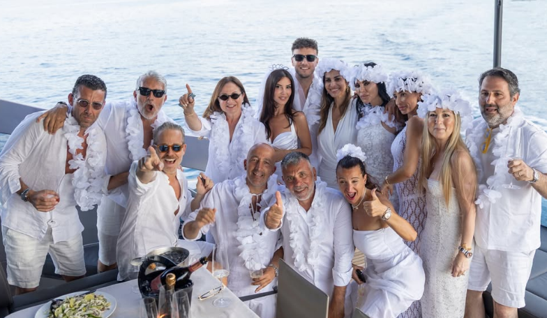 Amir Rrahmani i propozon martes modeles Drita Stublla