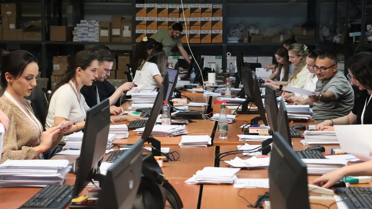 KQZ përmbyll vlerësimin e pakove nga diaspora, mbi 82 mijë vota të aprovuara