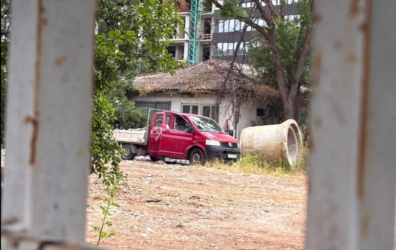 Hedhja e mbeturinave vëllimore në Prishtinë, Inspektorati shqipton dy gjoba