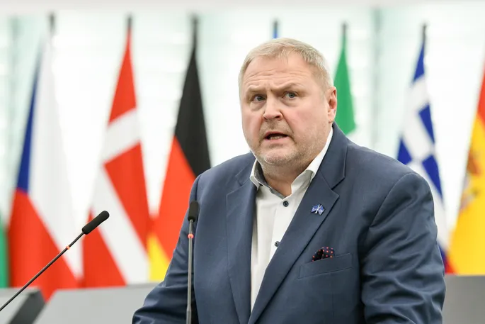 Terras: Kosova prej kohësh në një gjendje fushate zgjedhore, kjo vështirëson punën e Kuvendit dhe Qeverisë